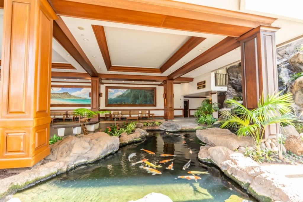 호놀룰루 Waikiki Banyan W-Ocean Views With Free Parking! 아파트 외부 사진