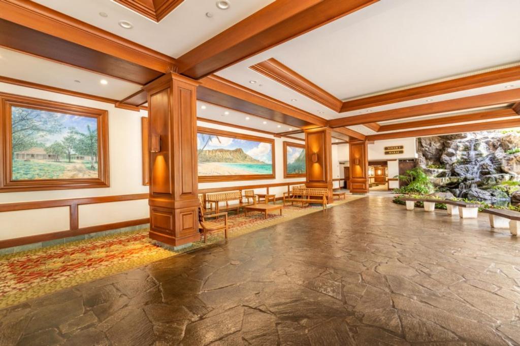 호놀룰루 Waikiki Banyan W-Ocean Views With Free Parking! 아파트 외부 사진