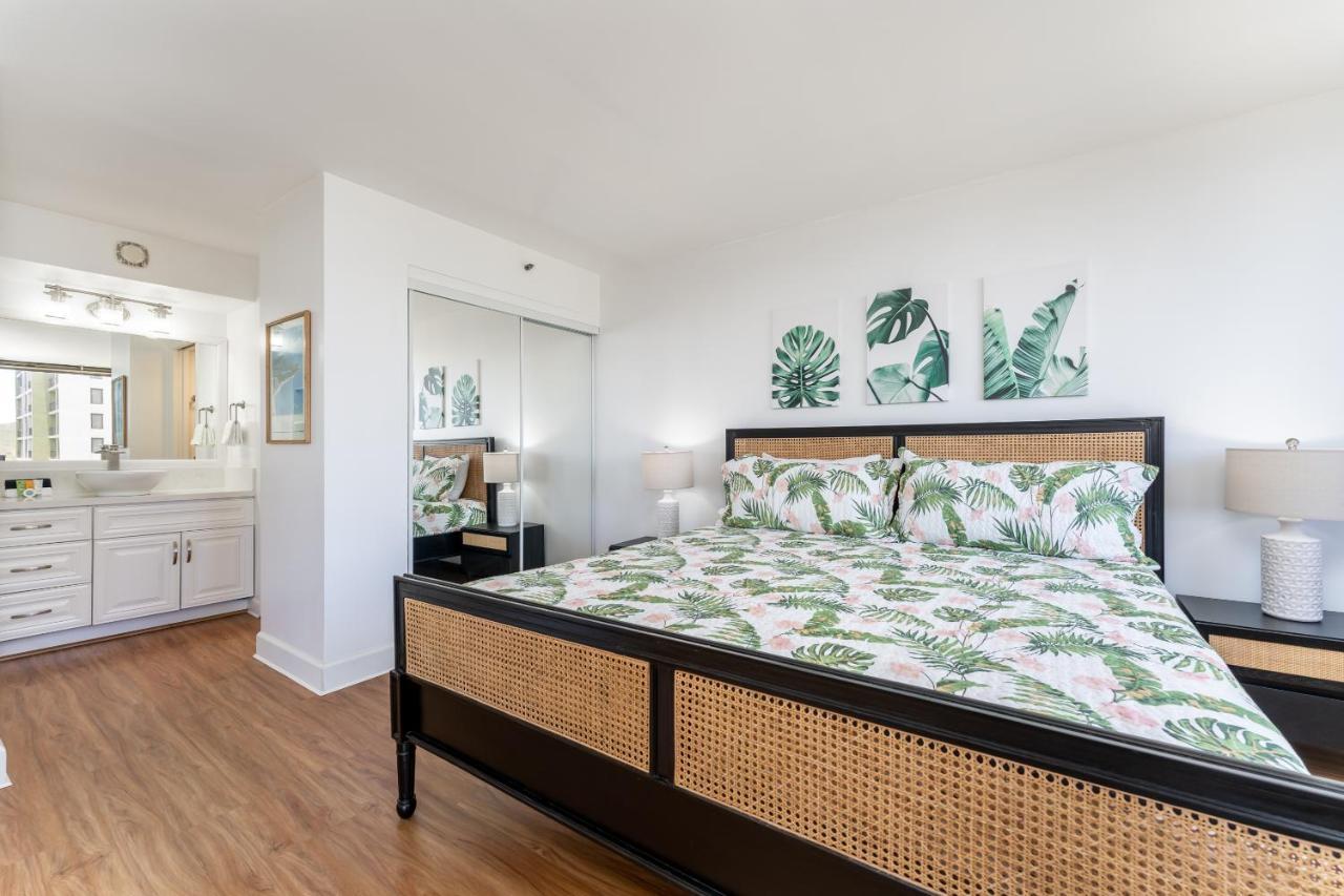 호놀룰루 Waikiki Banyan W-Ocean Views With Free Parking! 아파트 외부 사진